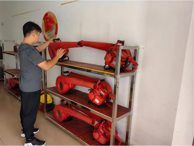 集团安全出产与防火部发展汛期安全出产督导查抄