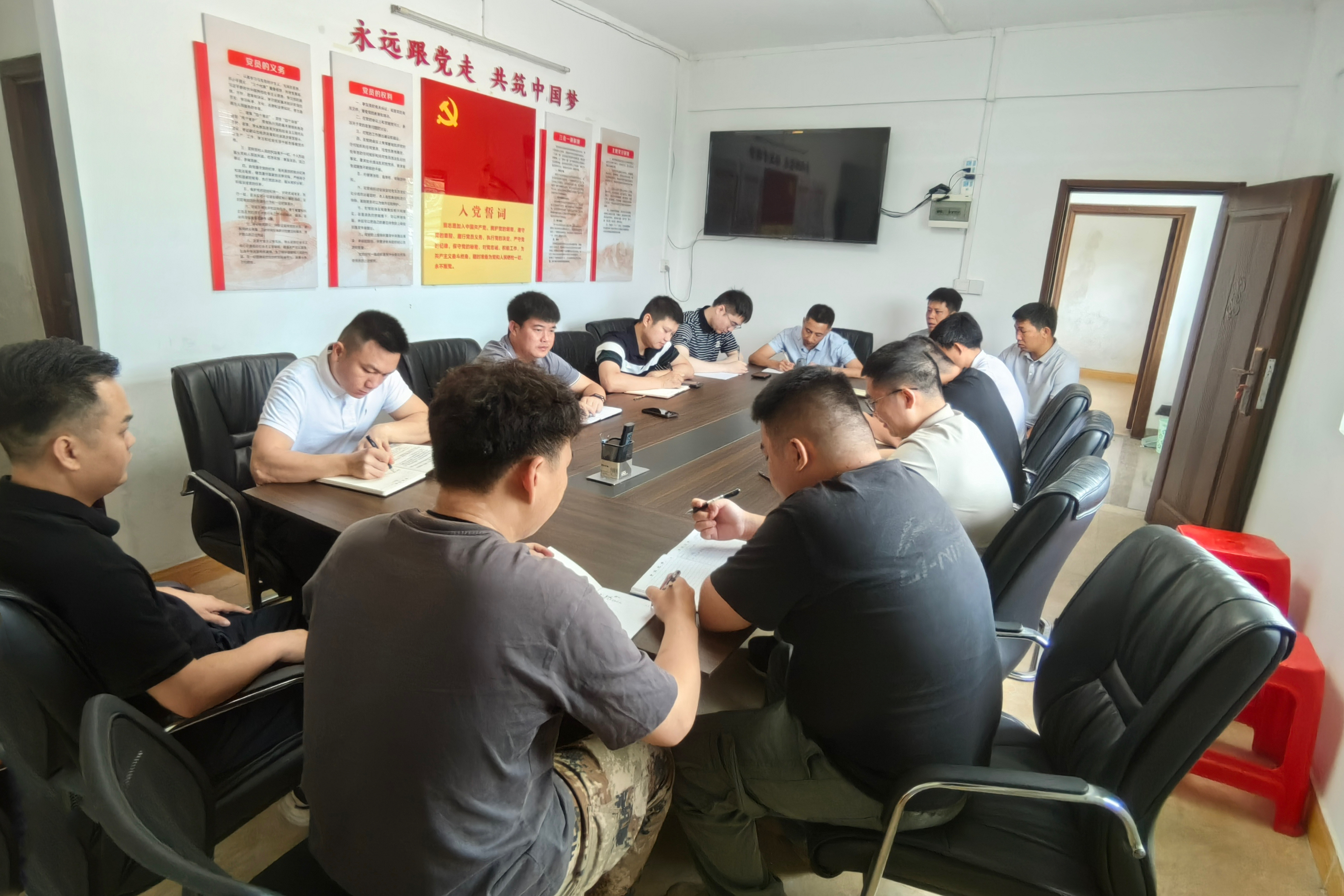 廖长琨到铜川主持召开营林工作推动会